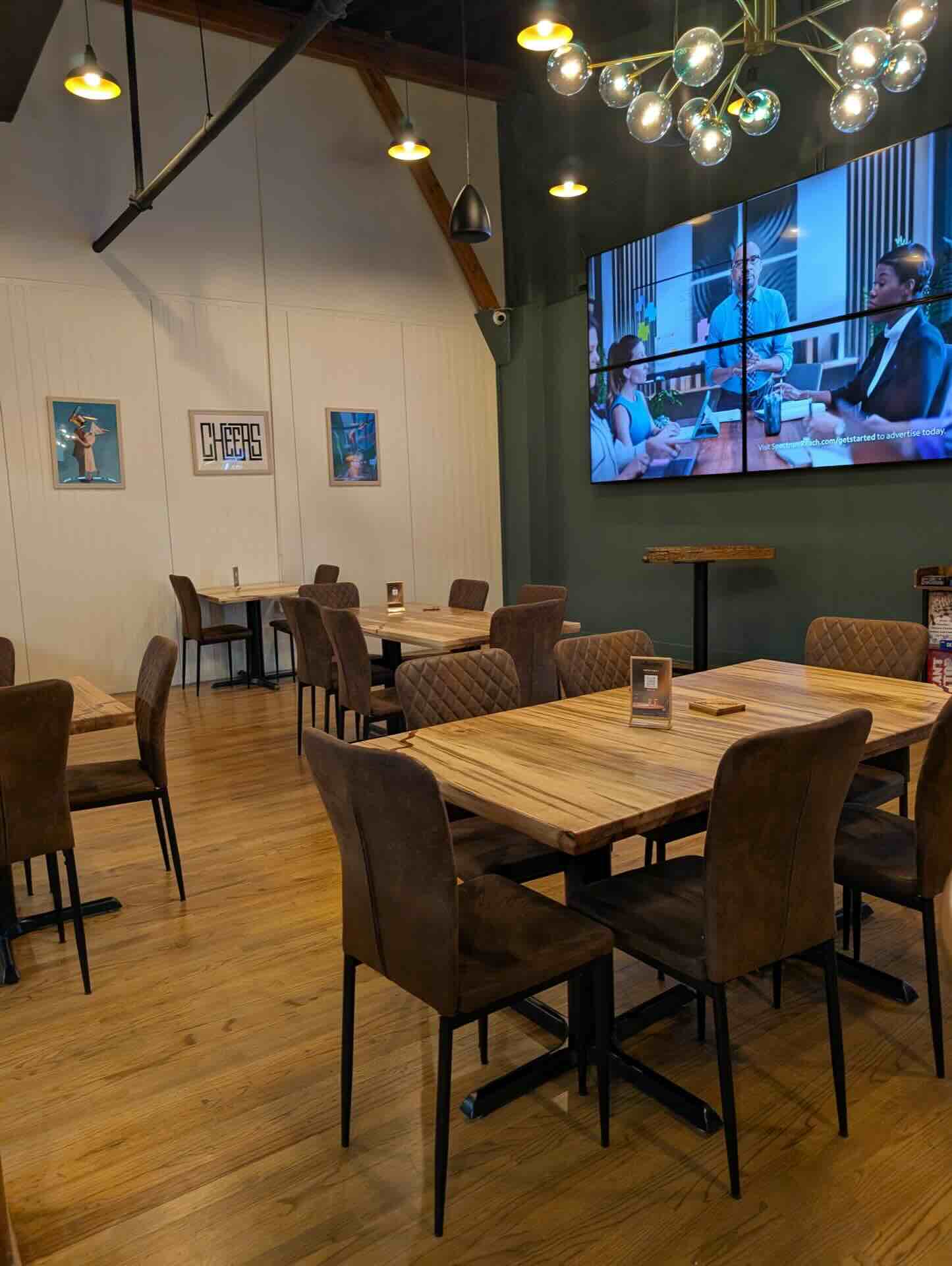 Hoppy Tales interior